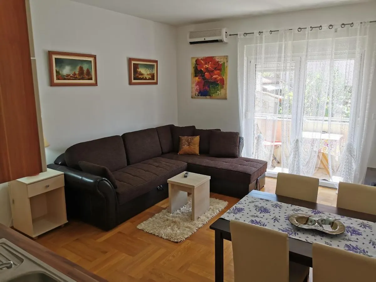 Apartments Mara Cres Croatia