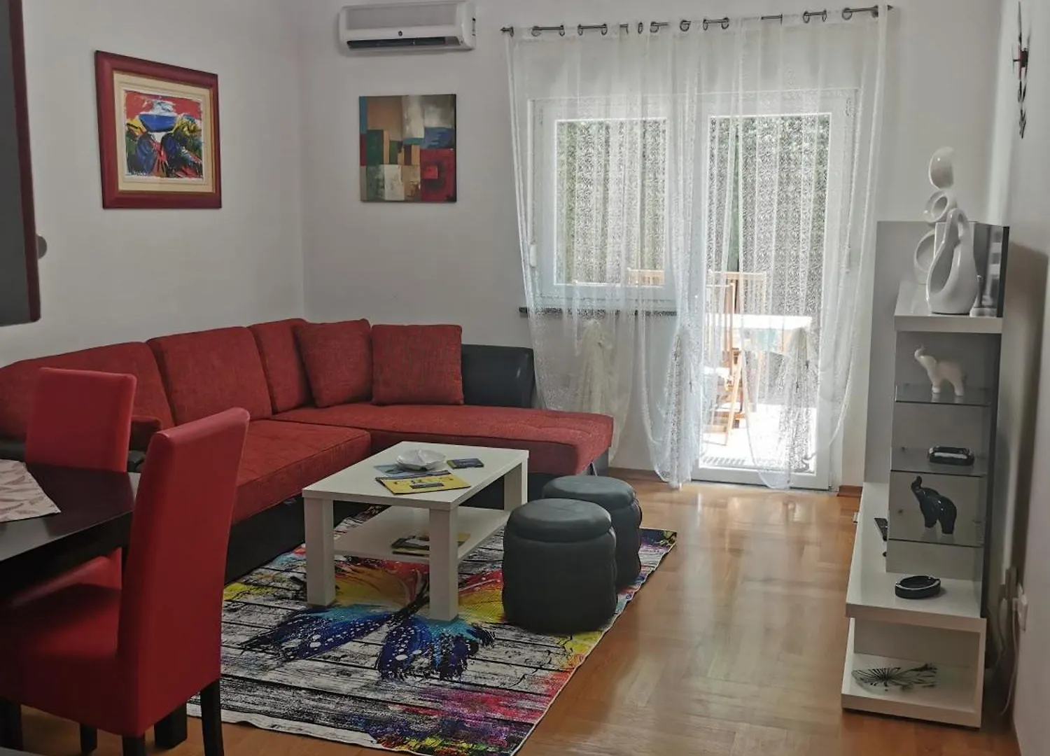 Apartments Mara Cres