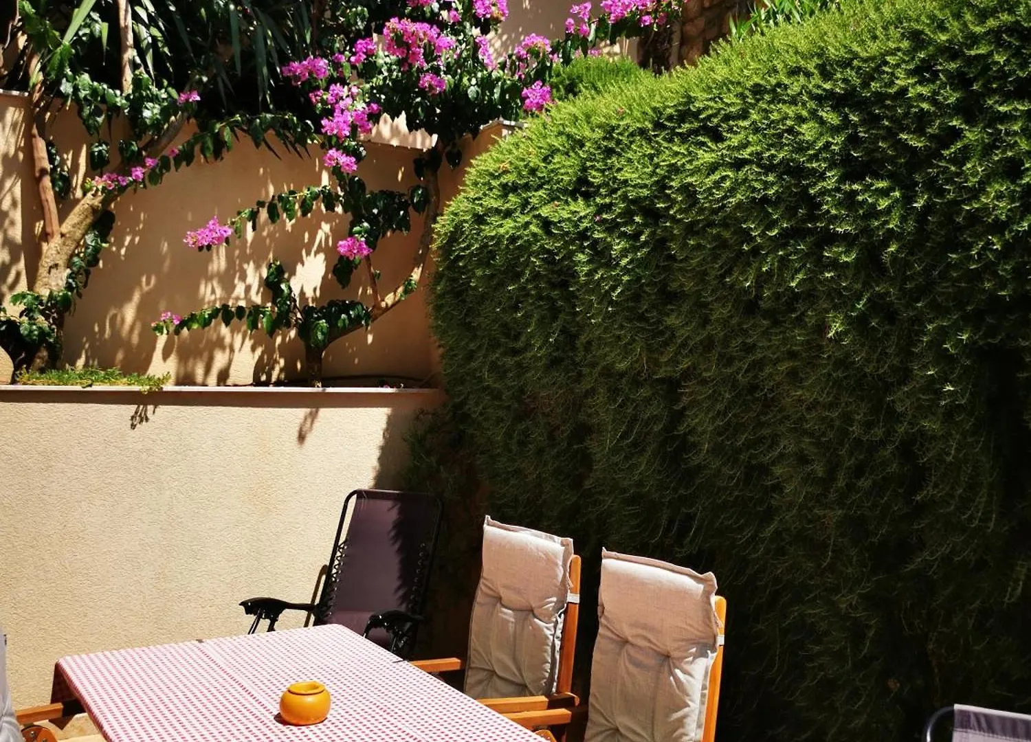 Apartments Mara Cres